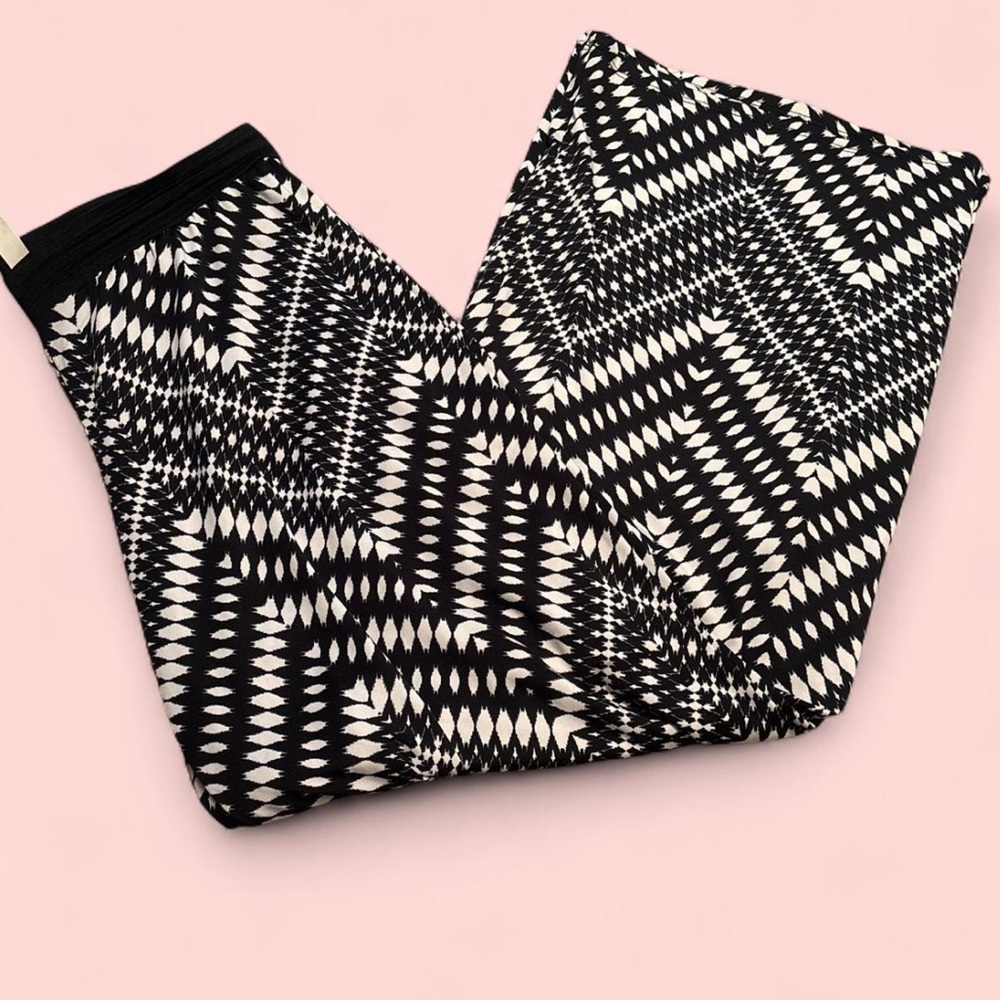 “Icy” Black & White palazzo pant